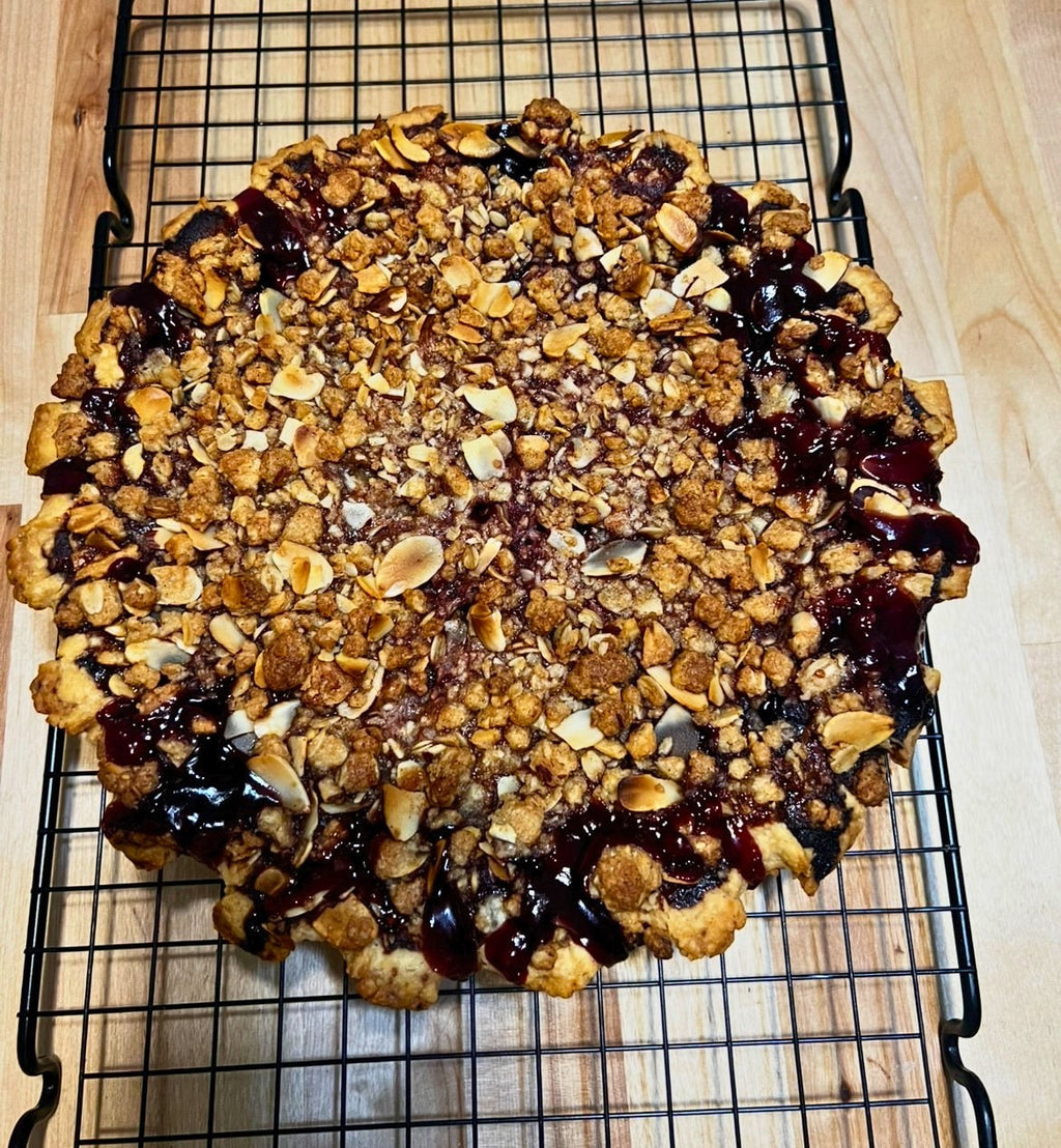 Cherry Almond Crumble Pie